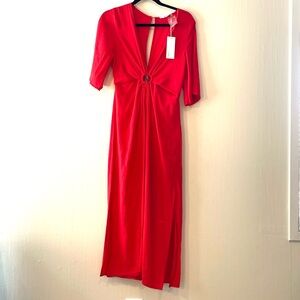 Essue Vibrant Red‎ Midi Dress